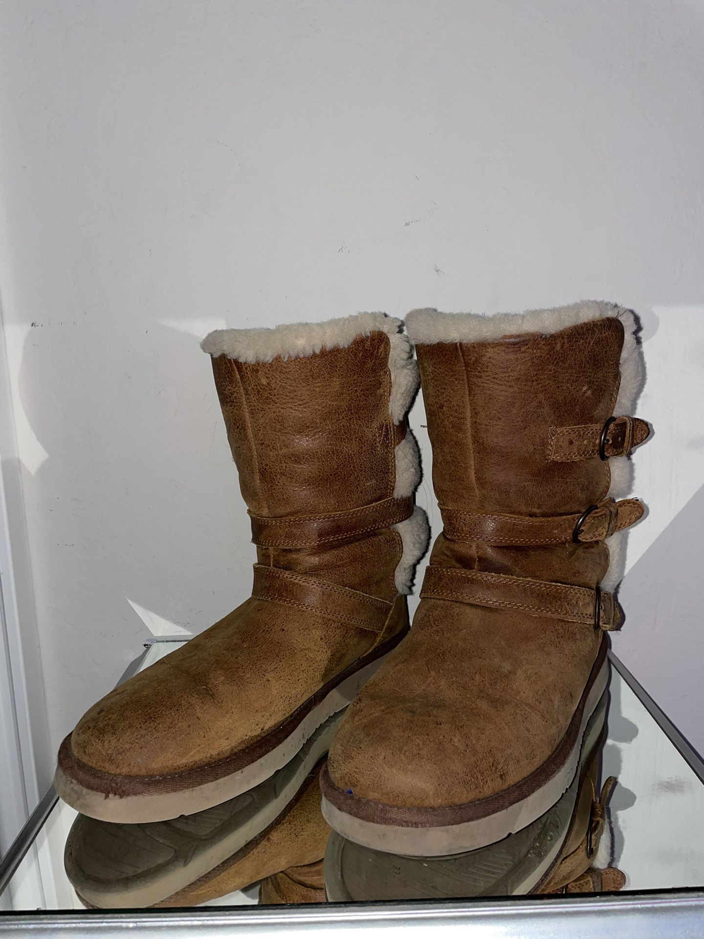 Ugg Limited Edition Boots Sold Out Size 9 Women