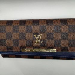LV WOMENS WALLET 