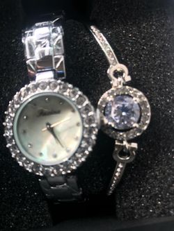 Women Watch and bracelet Brand New Never Open