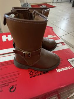 Toddler Boots 👢 Size 6