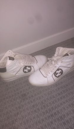 Limited gucci shoes for a steal! Need gone! Size 11