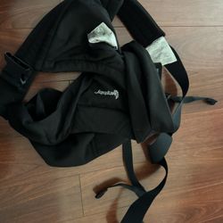 Ergo Baby Embrace 