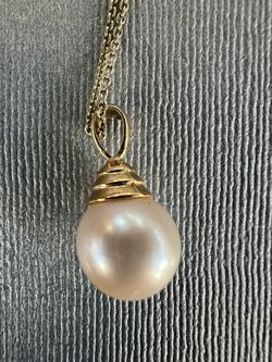 14 k Gold Pearl Pendant Necklace