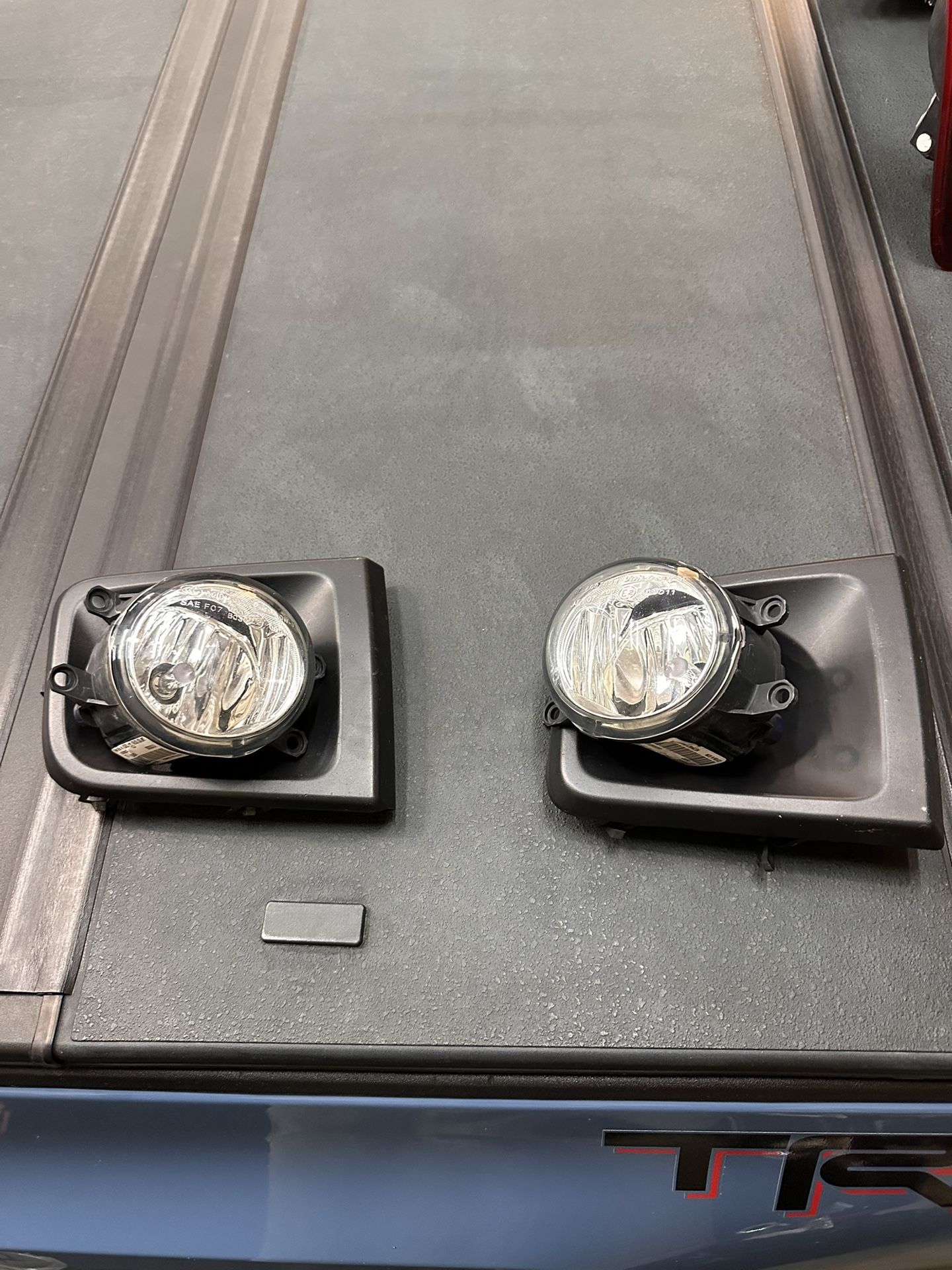 3rd Gen (2016-2023) Toyota Tacoma Fog Lights/Housing