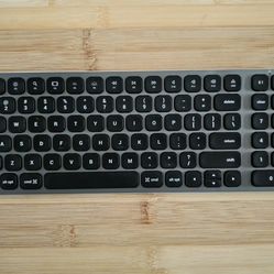 Satechi Aluminum Bluetooth Keyboard