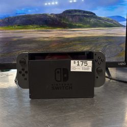 Nintendo Switch 