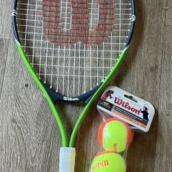 Wilson Tennis Racket With 3 Balls
