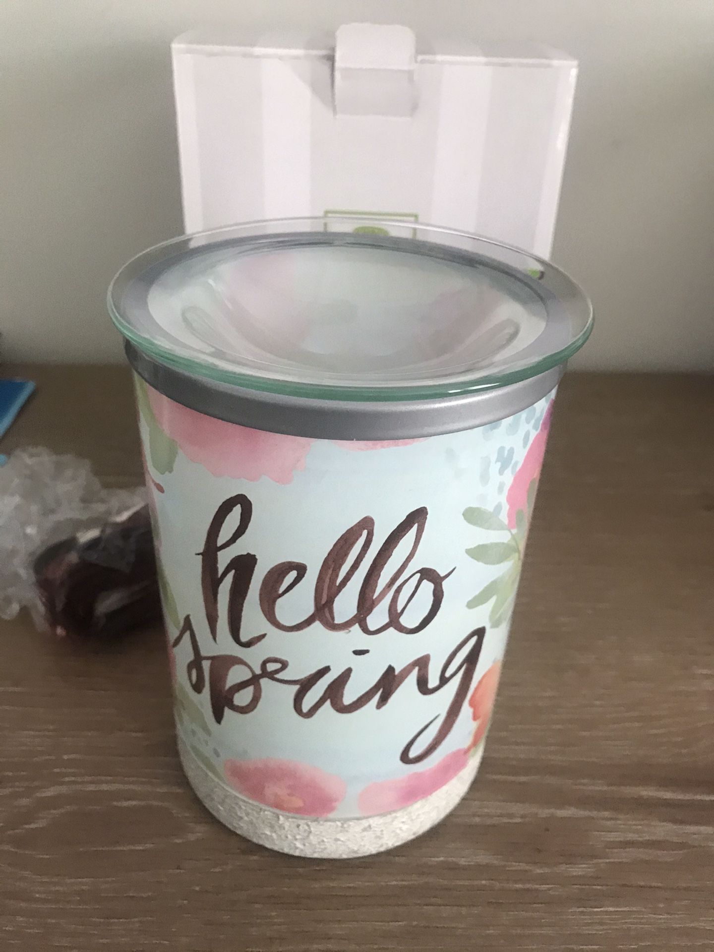 Scentsy Hello Spring Warmer - New