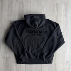 🔥 FEAR OF GOD ESSENTIALS BLACK HOODIES – XXS–XXL (NEW)
