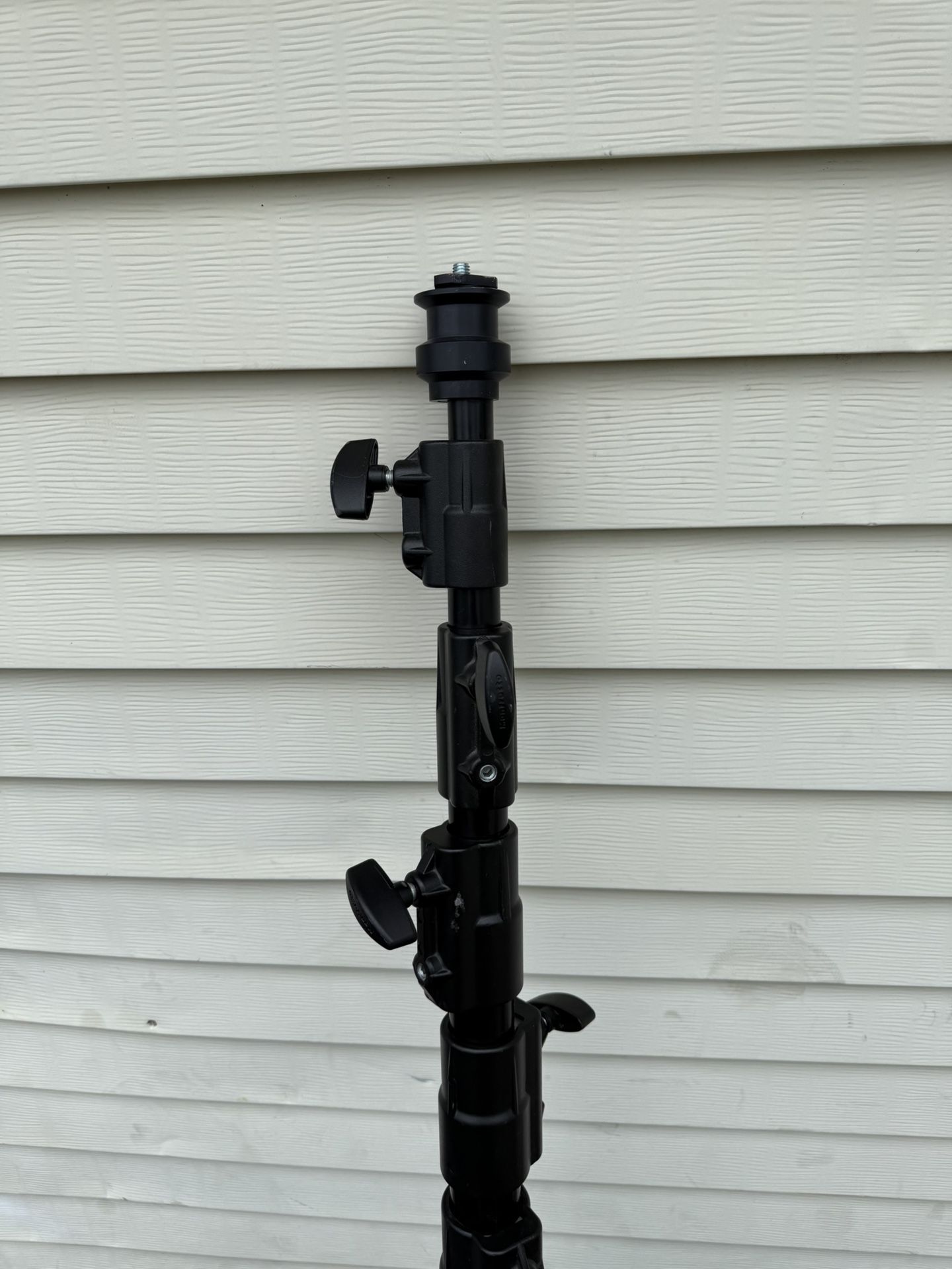 Veo Camera Tripod