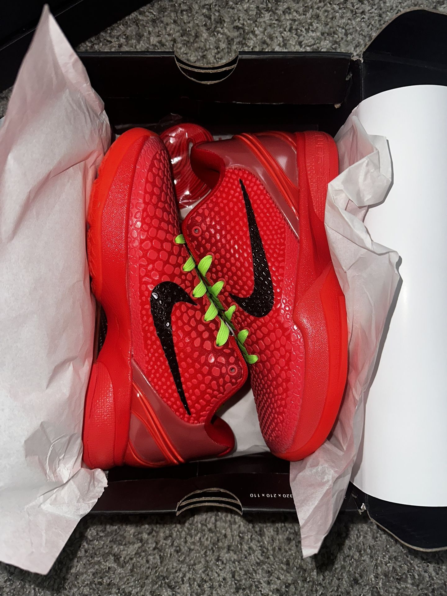 Kobe 6 Protro Reverse Grinch