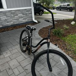Black beach cruiser