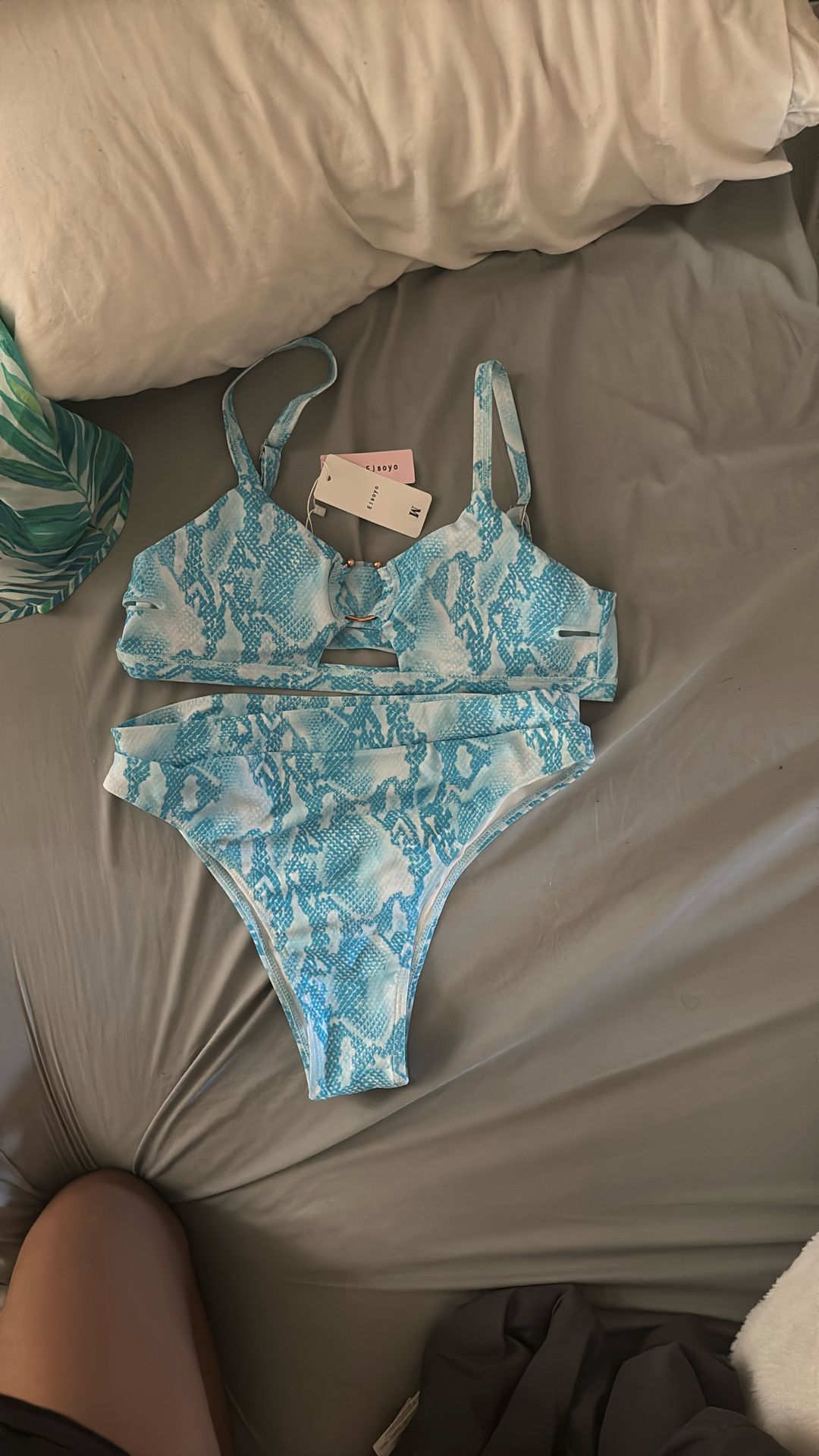 Ejsoyo Swimsuit