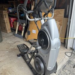Bowflex Max Trainer M7