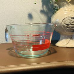 8 Cups / 64 OZ Pyrex Measuring Cup