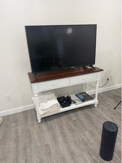 TV Stand / Console Table