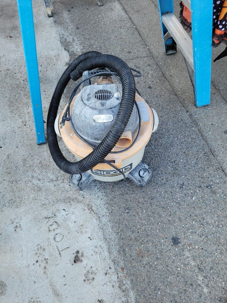 Vacuum RIDGID