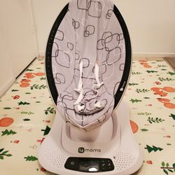 4moms Mamaroo Baby Swing