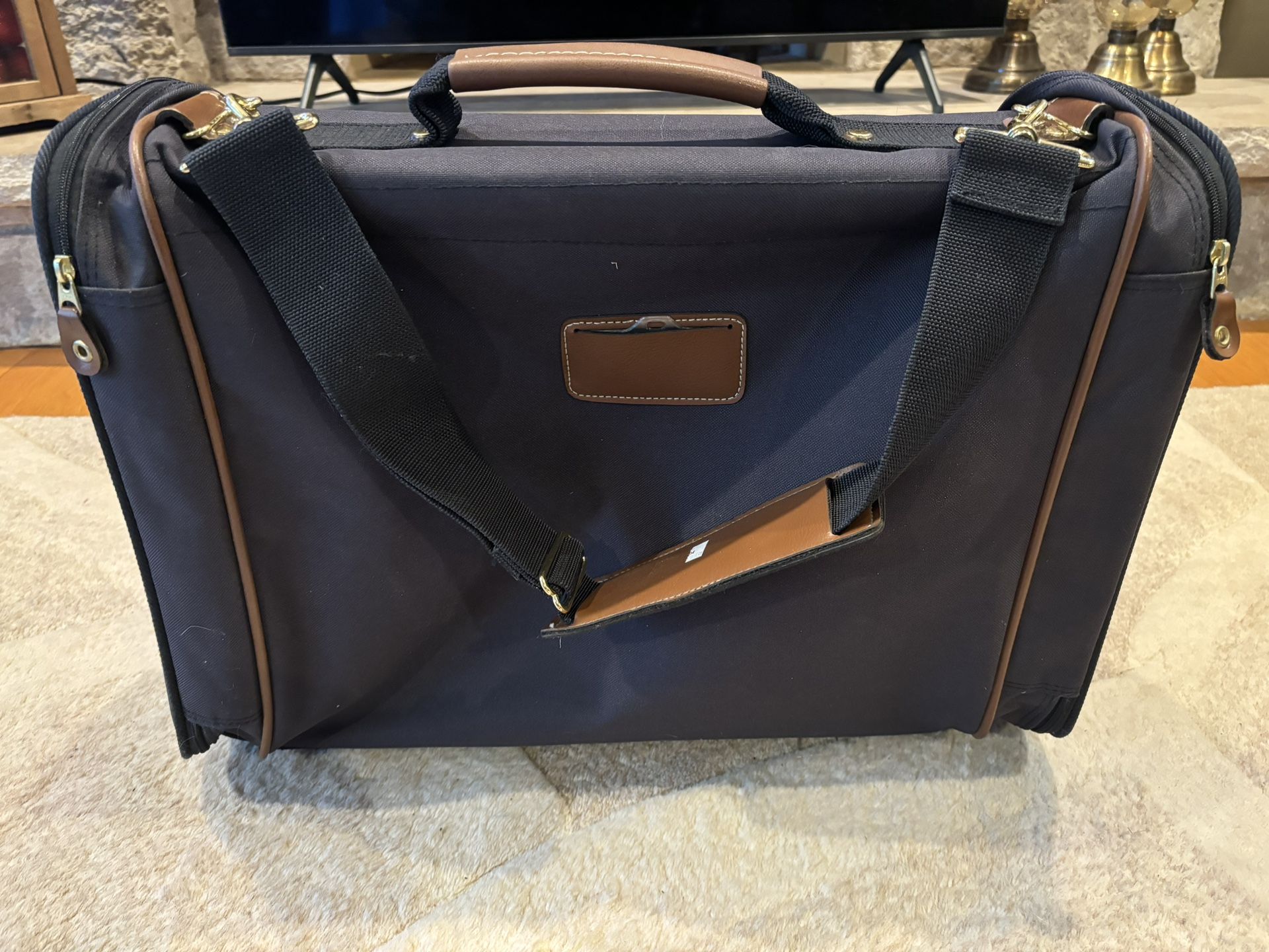New Samsonite Travel Bag