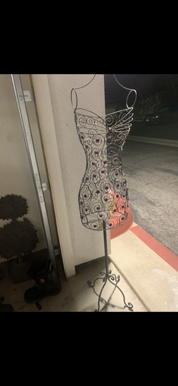 Metal mannequin