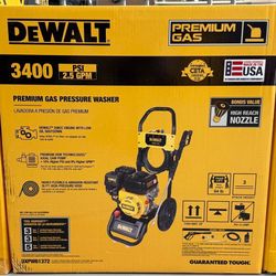 NEW! DeWalt 3400 PSI 2.5 GPM Cold Water Gas Pressure Washer