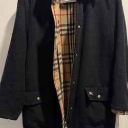  Burberry Coat Size Medium 