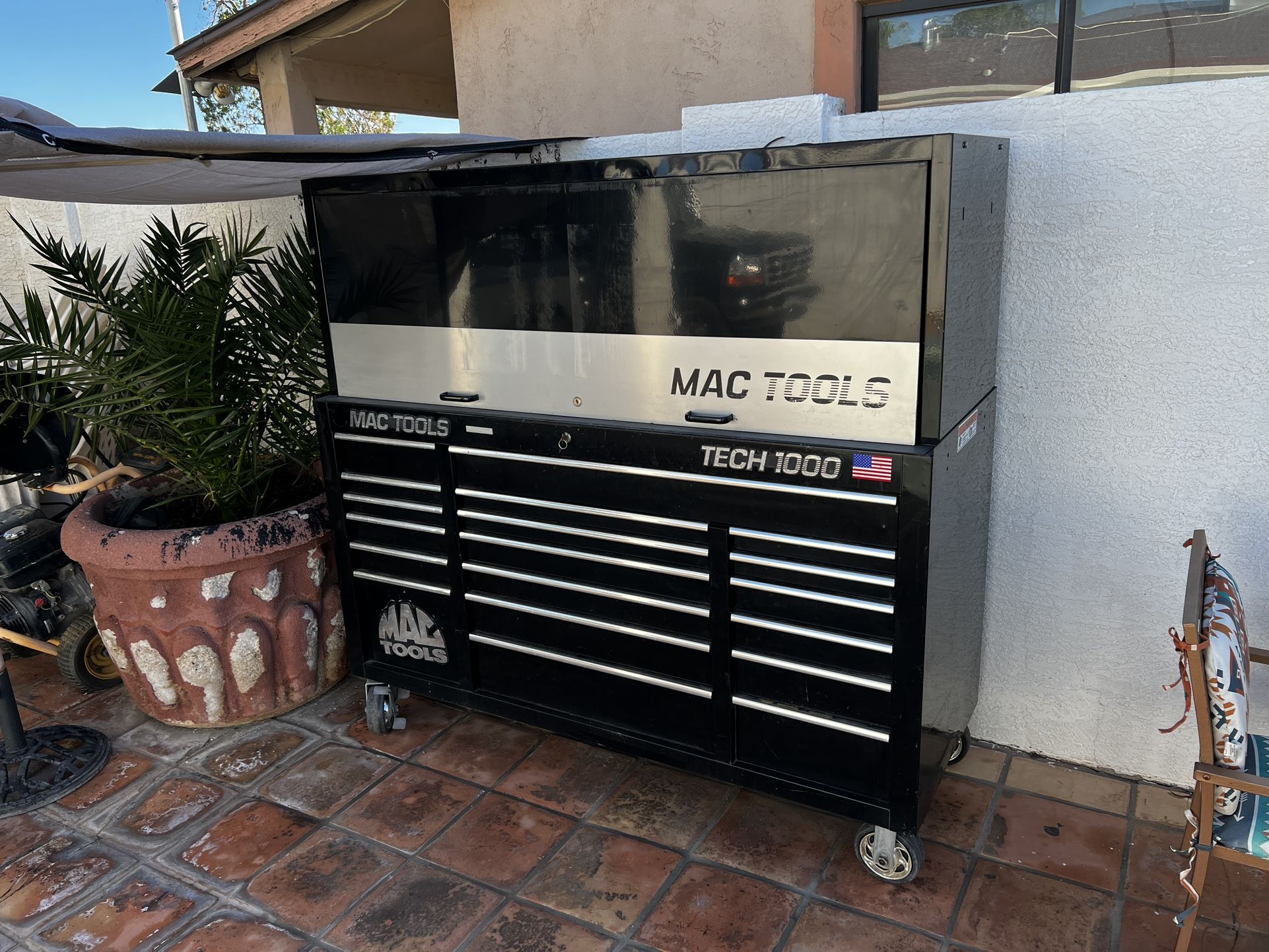 Mac tool tool box