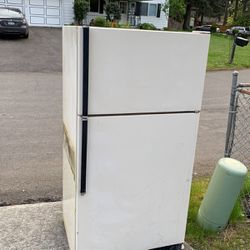 METAL ALERT , Refrigerator 