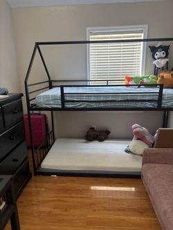 Bunk bed