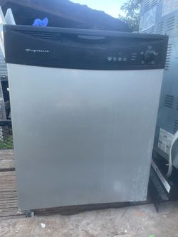 Frigidaire Built-In Dishwasher