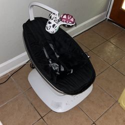 4Moms MamaRoo