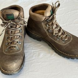 Top of the Line Limmer Mens HIking Boots, Size 11