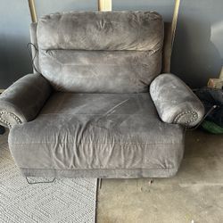 Oversized Automatic Recline Love Seat