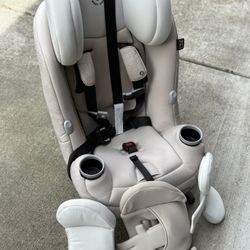 Max-Cosi Pria Max (All In One) Convertible Car Seat 