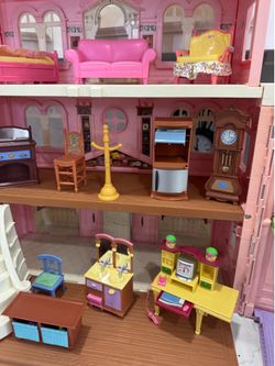 Fisher price baby dollhouse selling as is