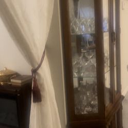 Curio Cabinet 120
