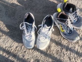2 pairs of 7½ size shoes addias and nike