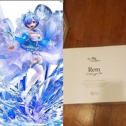 Rem Re:ZERO Starting Life Shibuya Scramble Crystal Dress Ver 1/7 scale Figure Anime Manga eStream