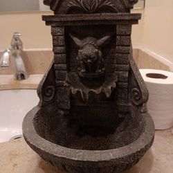 Water Fountain Gothic Gorgoyle 