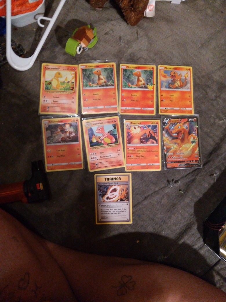 Pokemon Lot Charmander, Charmeleon, Charizard 9 Cards