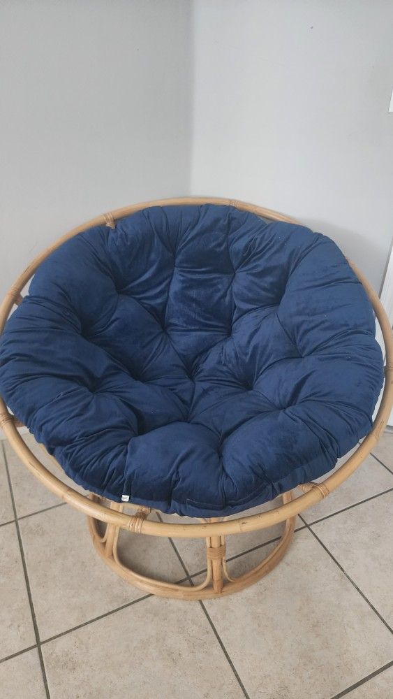 Pier 1 Papasan chair and Cushion