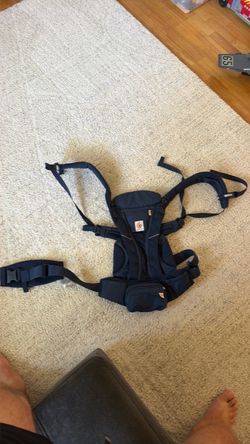 Ergobaby Omni classic baby carrier