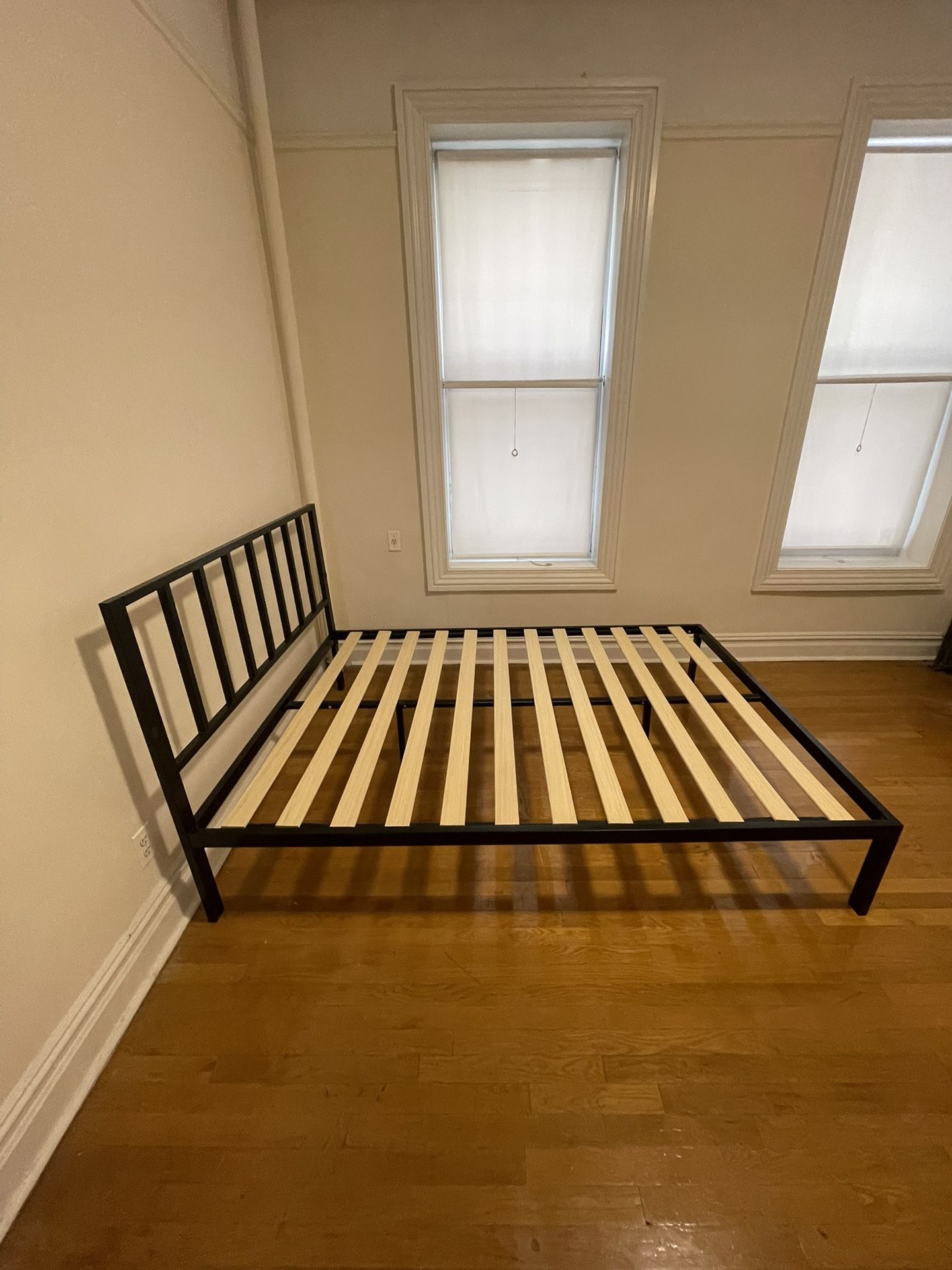Brookside Queen Bed Frame