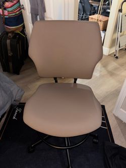 NEW Humanscale Freedom Chair/Stool Leather Ergonomic CHEAP