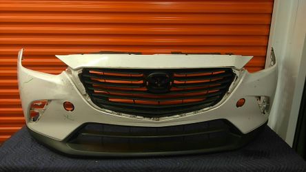 2016-18 Mazda cx-3 grand touring front bumper cover OEM