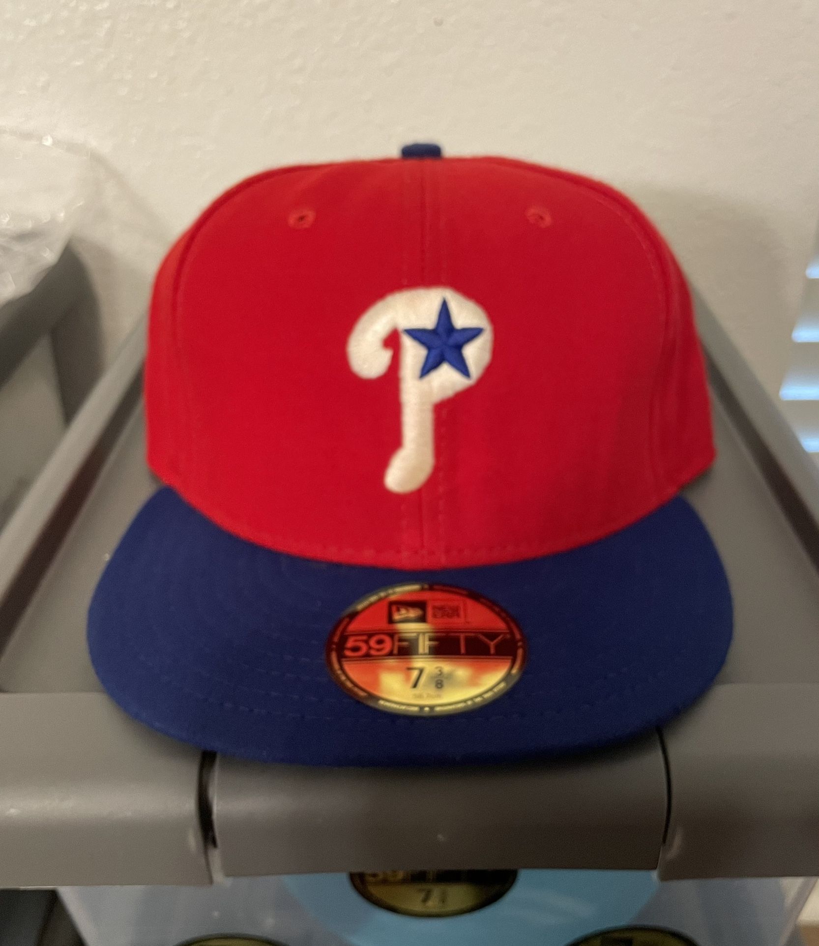 Philadelphia Phillies New Era fitted hat 7 3/8