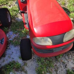 Lawn Moed SELF PROPELLED  Runs Great SAME DAY  FREE LOCAL DELIVERY !