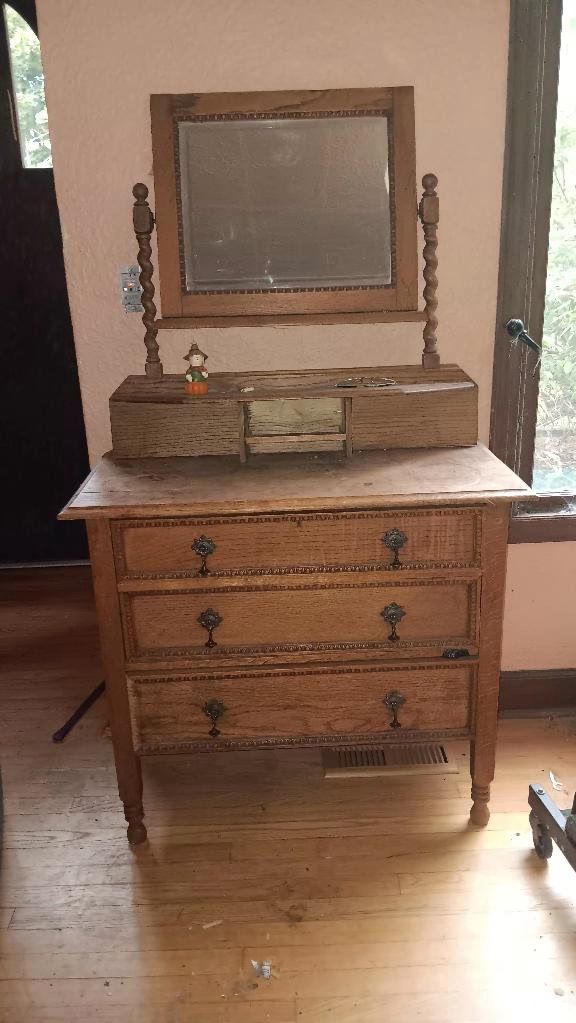 Oak Wood Table With Mirror