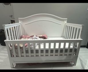 Baby crib