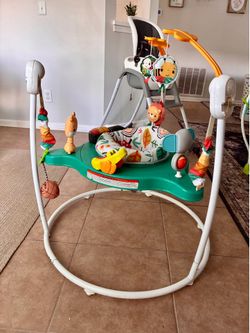 Fisher-Price Whimsical Forest 360 degrees Activity Center with music and lights